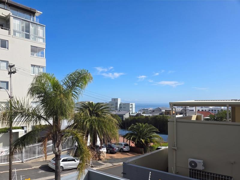 4 Bedroom Property for Sale in Bantry Bay Western Cape